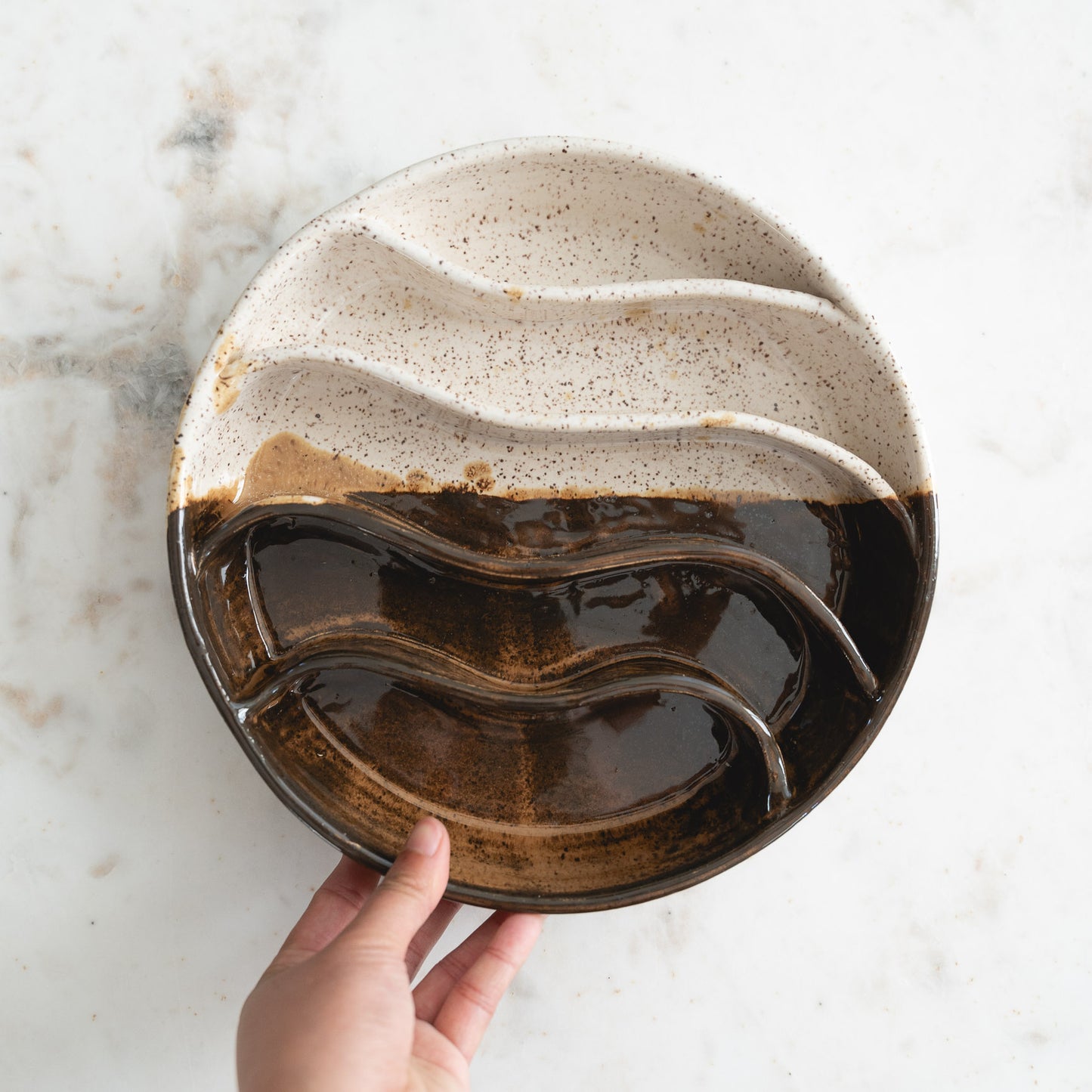 [PREORDER] Wave slow feeder dog bowl