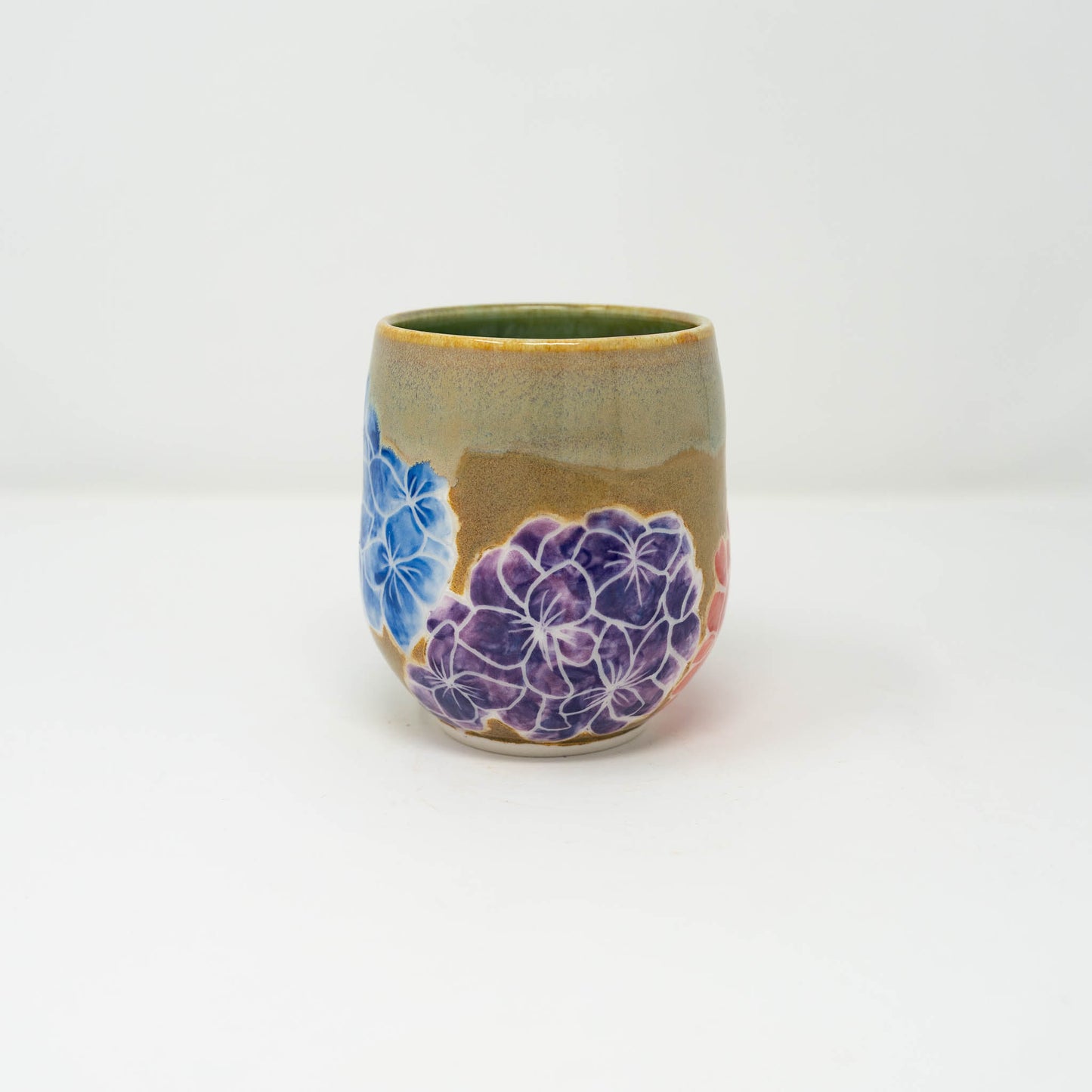 Sandy Hydrangea Mug